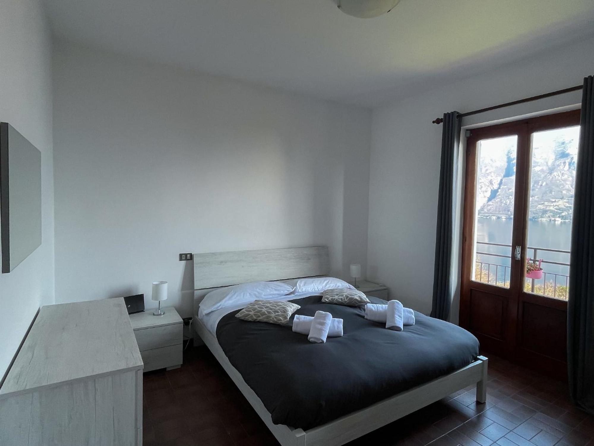 Appartamento Tivano Balcone Con Vista Lago Bellagio Kültér fotó